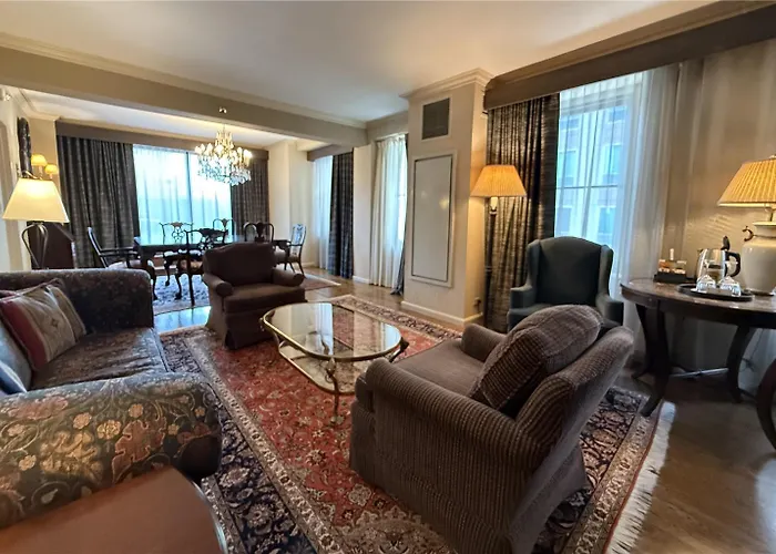 The Whitehall Hotel, Bw Premier Collection Hotel Chicago